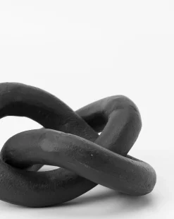 Black Infinity Loop