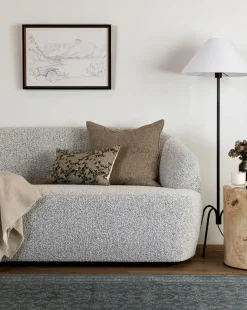 Byron Settee 68