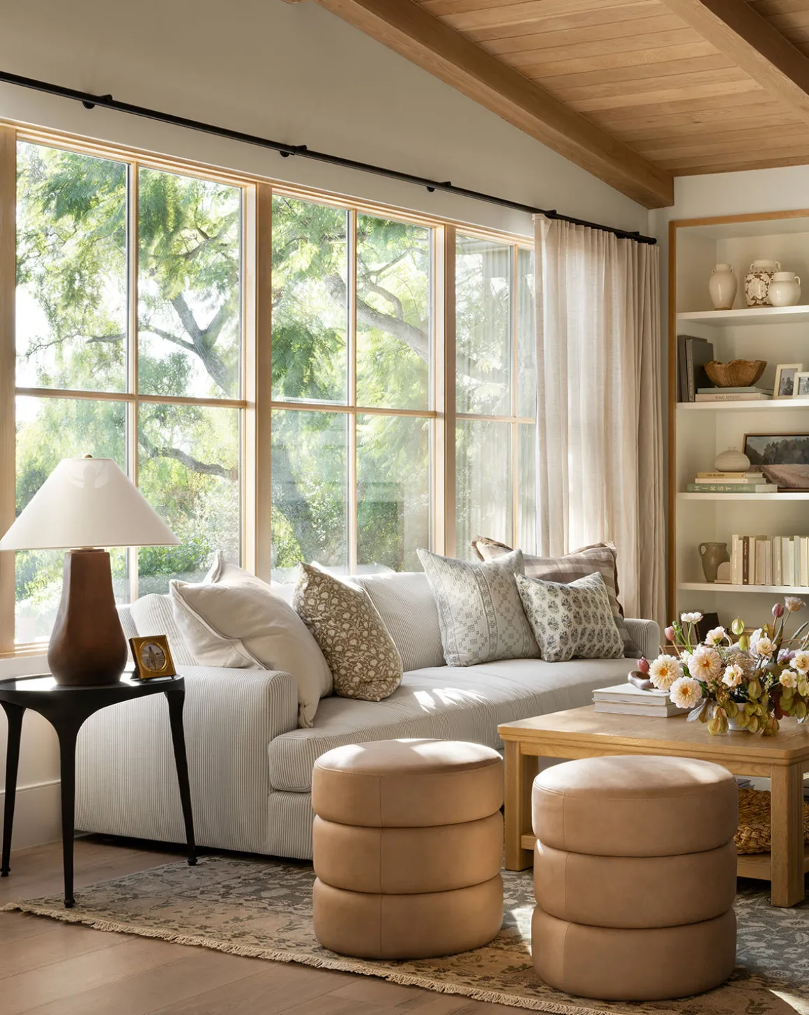 Cabazon Table Lamp