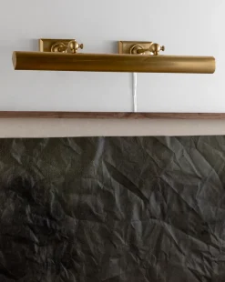 24" Cabinet Maker's Picture Light