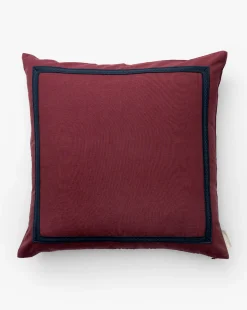 Capulet Pillow Cover