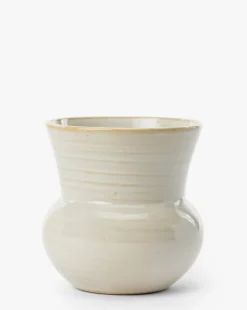Colchester Planter