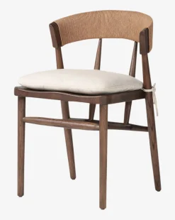 Hallow Chair
