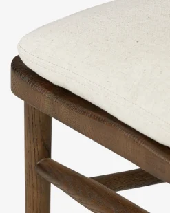 Hallow Chair