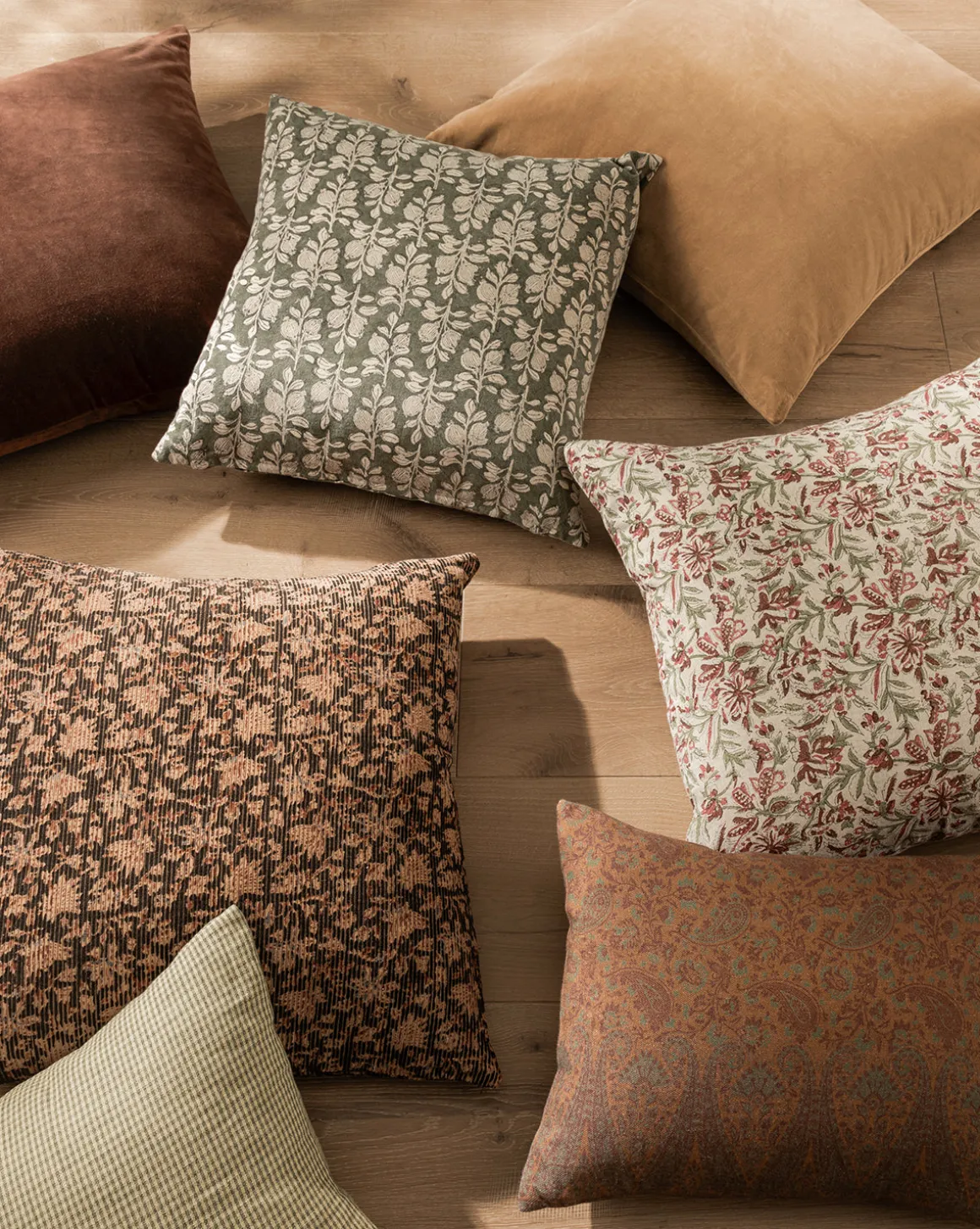 Hernandez Pillow Cover