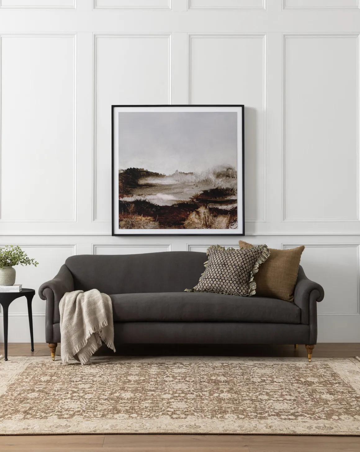 Hildegard Sofa 90"