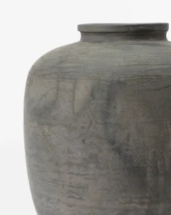 Jexa Vase
