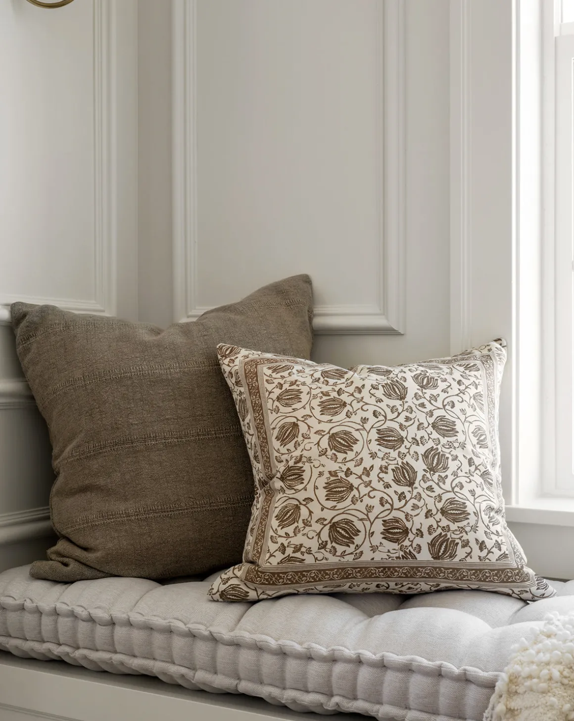 Jolie Floral Pillow Cover