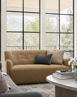 Magda Settee 65.25