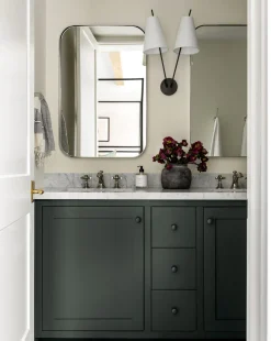 Milan Sconce