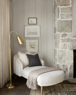 Saylor Floor Lamp