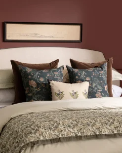 Silvia Pillow Cover