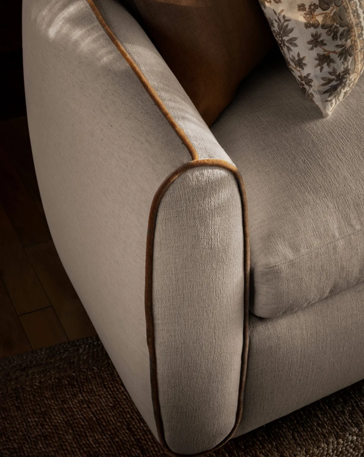 Wexler Sofa 90"