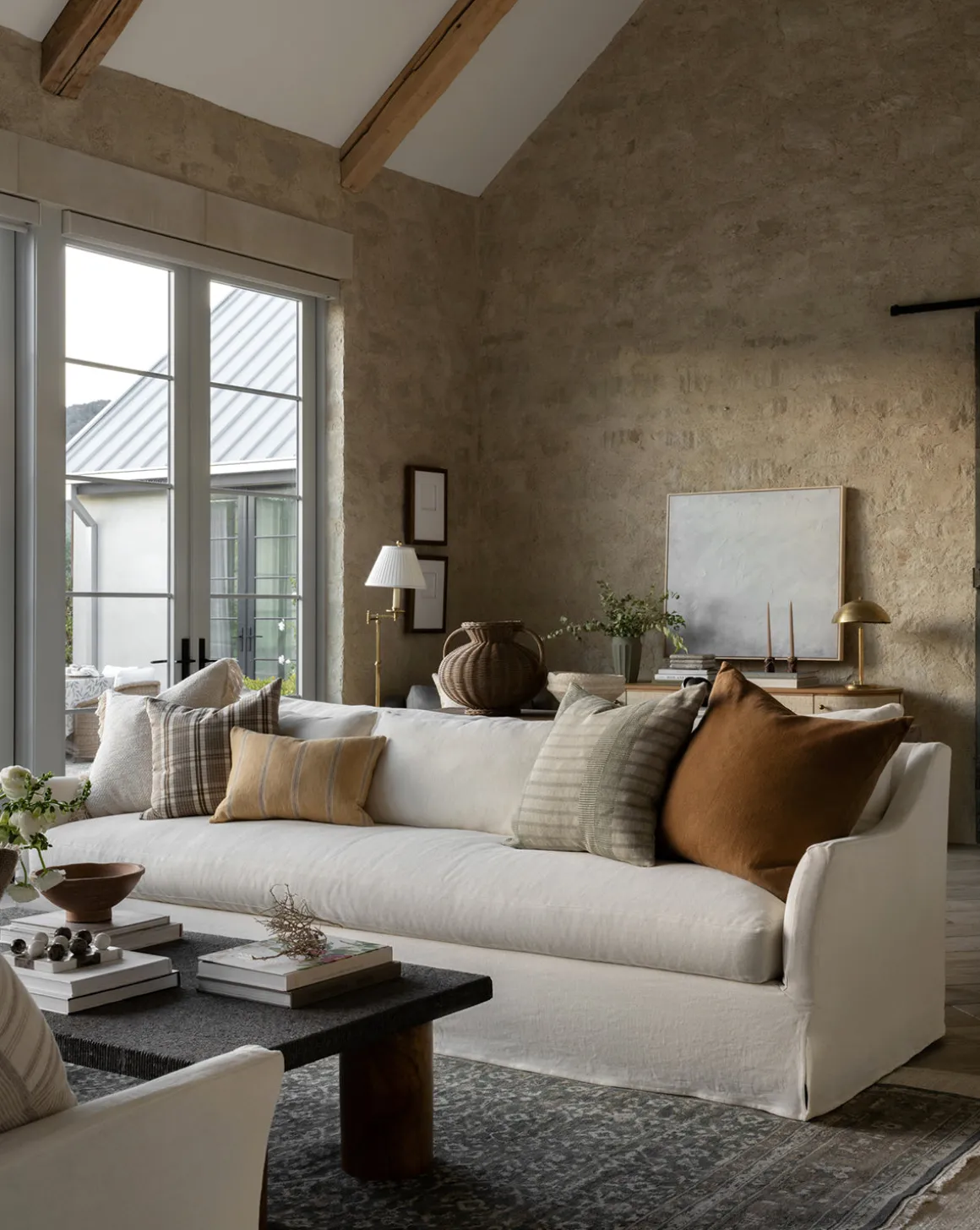 Wilhelmina Classic Slipcover Sofa (85"-110")