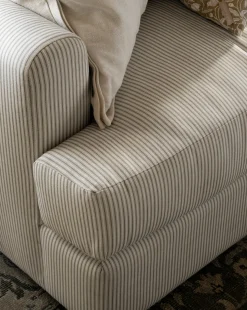 Winthrop Sofa 90